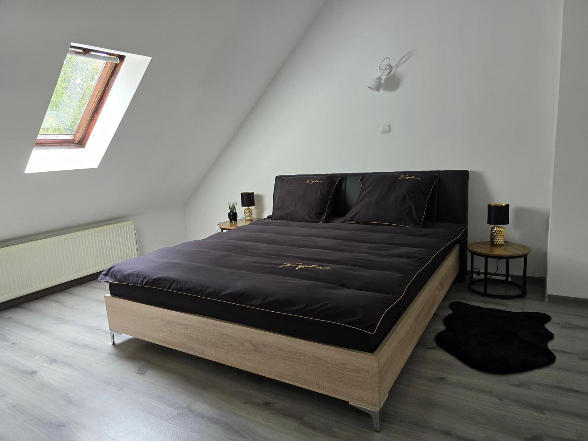 Wyjatkowy Apartament W Miliczu Buitenkant foto